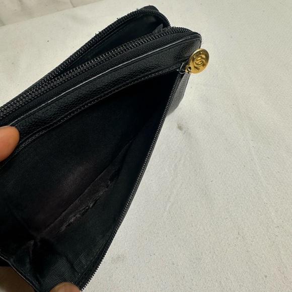 Chanel Zippy Wallet - Picture 9 of 10